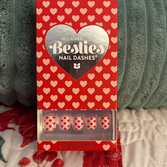 Red Aspen Other - Red Aspen Besties Nail Dashes with Heart Design- Petite